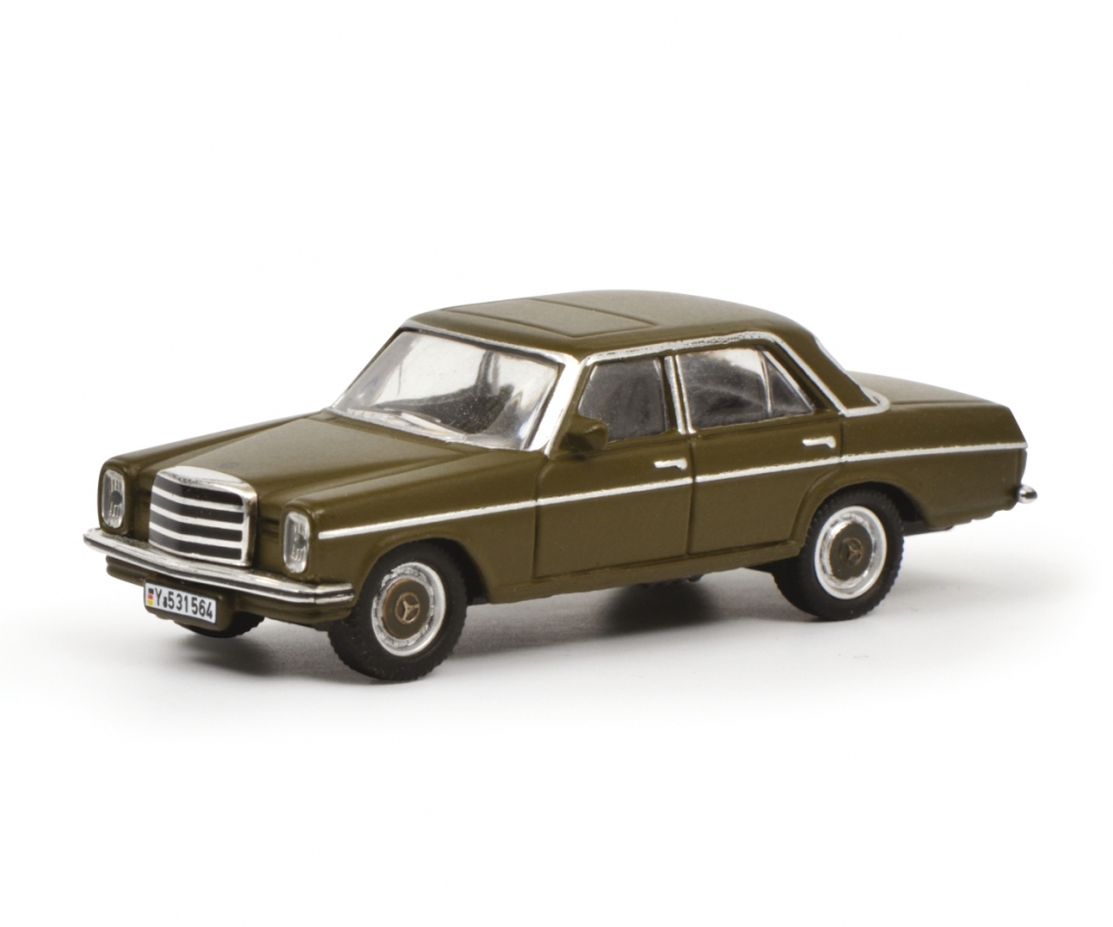 Schuco 452636700 Mercedes-Benz -/8 Kommandeurswagen "Bundeswehr" Schuco 452636700 Mercedes-Benz -/8 Kommandeurswagen "Bundeswehr"